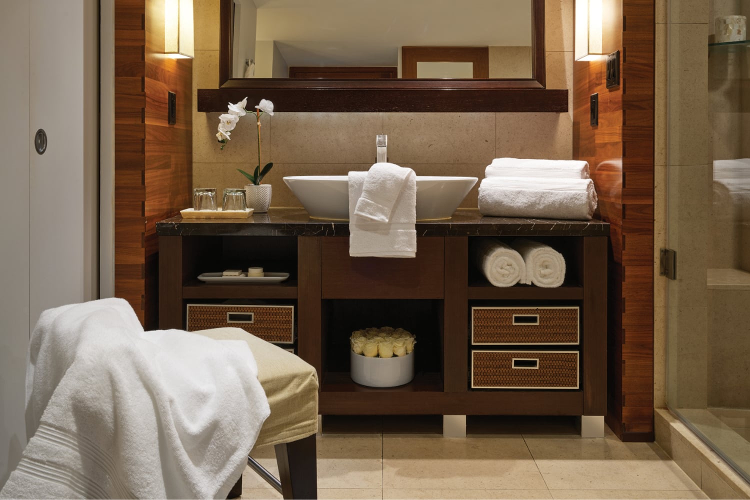 Bed Linens & Towels